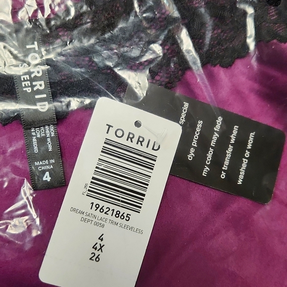 ❤️NWT VINTAGE TORRID CAMI - LACE TRIM TANK - DREAM SATIN SOFT VIOLET - SIZE 4X - Picture 4 of 9